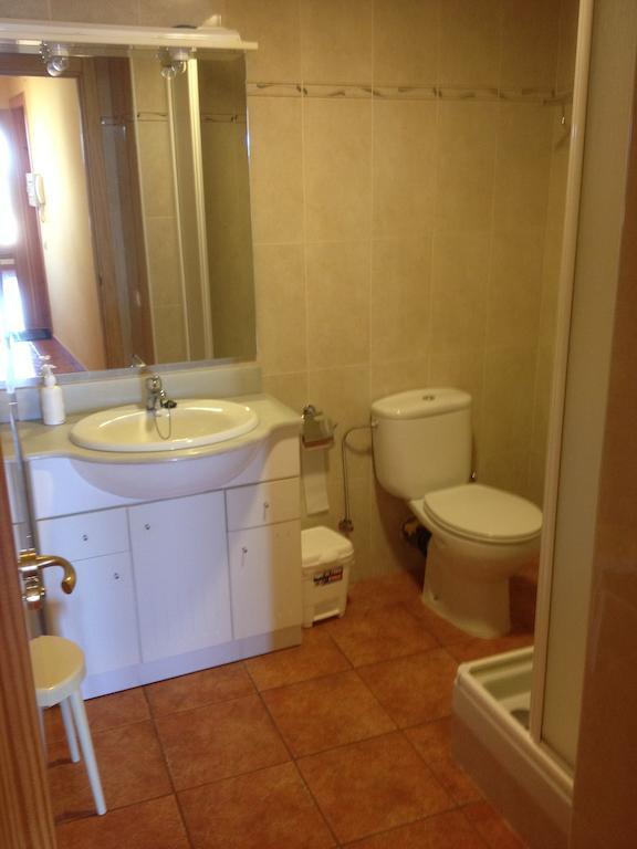 Apartaments La Fabrica Horta de Sant Joan Zimmer foto