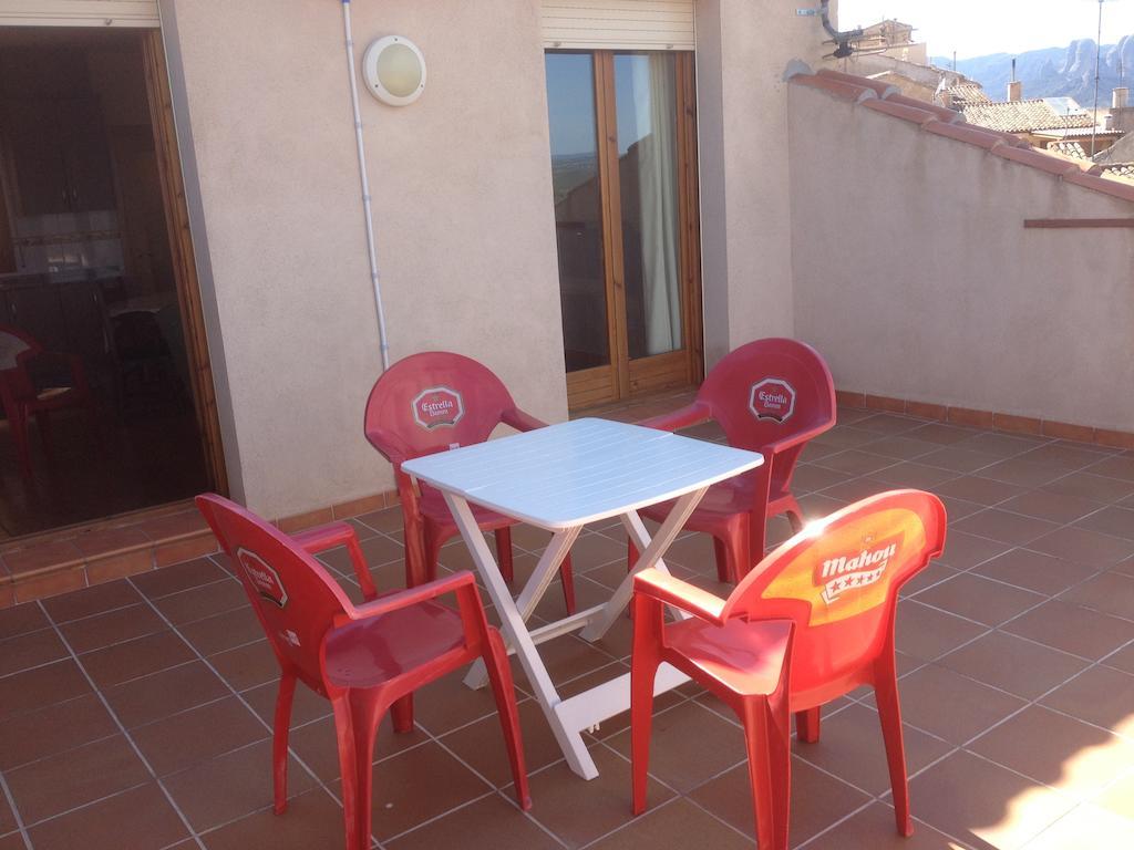 Apartaments La Fabrica Horta de Sant Joan Zimmer foto