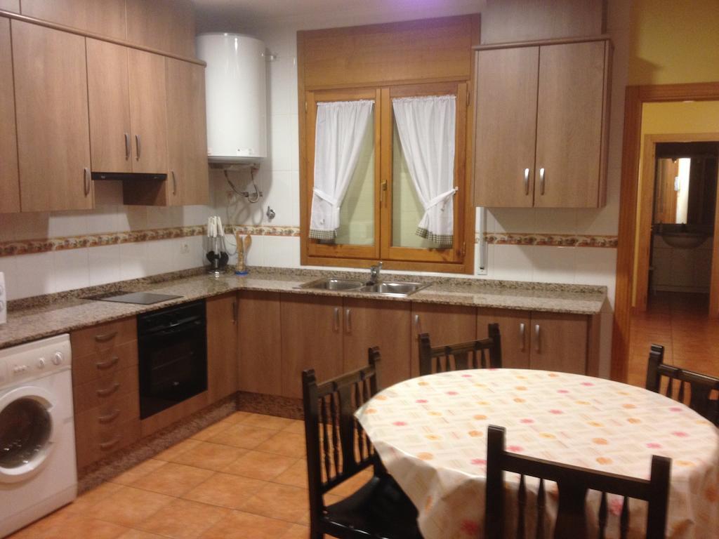 Apartaments La Fabrica Horta de Sant Joan Zimmer foto